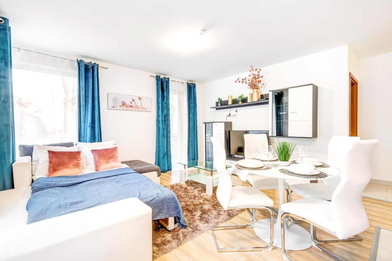 Modern Apartment With Free Garage And Balcony In The Downtown Budapest Ngoại thất bức ảnh