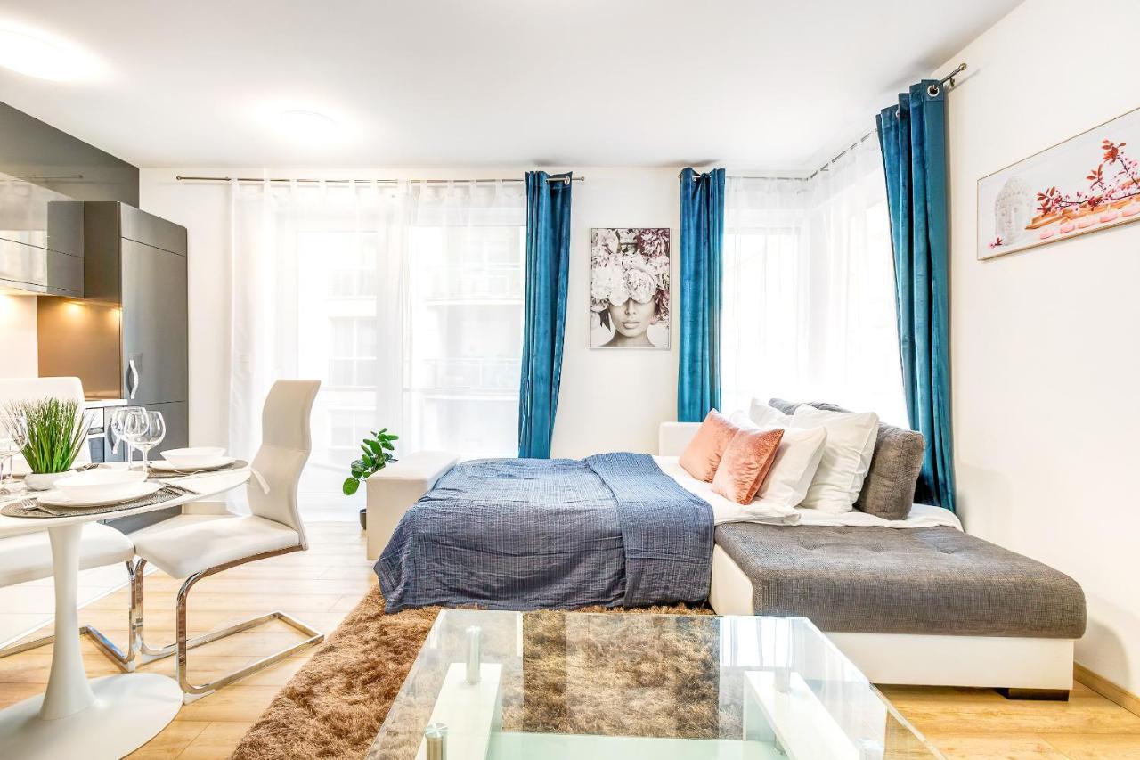 Modern Apartment With Free Garage And Balcony In The Downtown Budapest Ngoại thất bức ảnh