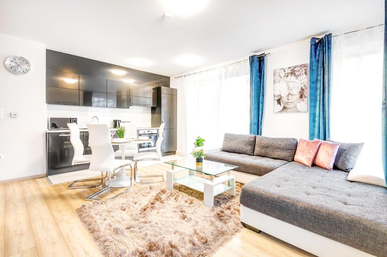 Modern Apartment With Free Garage And Balcony In The Downtown Budapest Ngoại thất bức ảnh